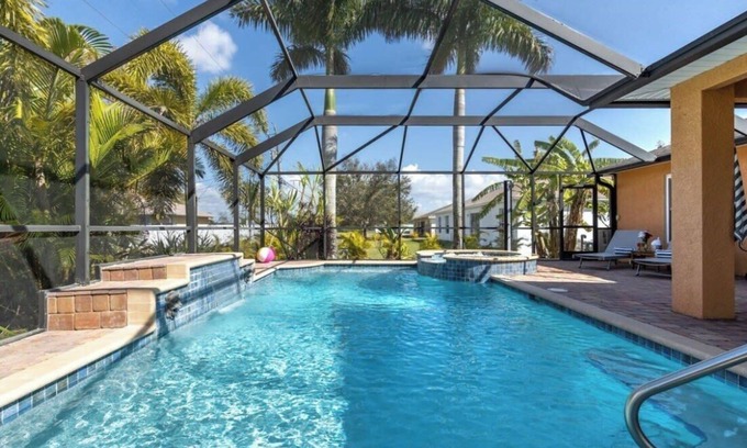 Diplomat Casa | Tranquil Palms Heated Pool, Spa, Outdoor TV & More