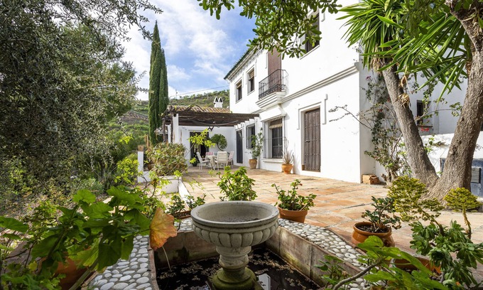 Daimalos Vados Villa | Casa Daimalos y piscina
