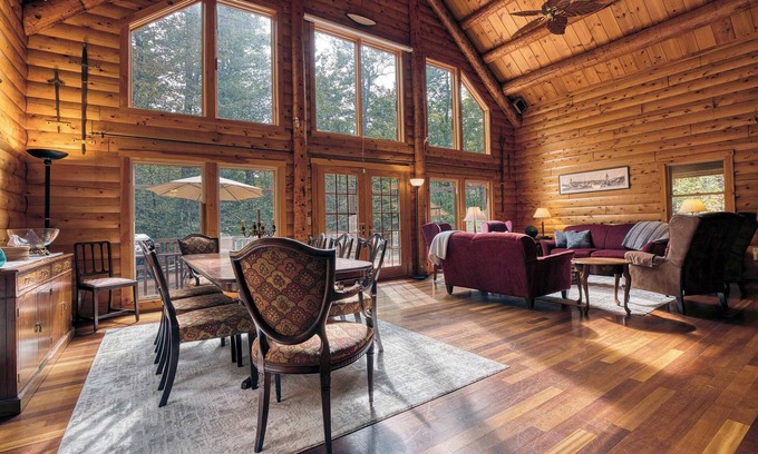 Blandford Casa | Tranquil Retreat 6-BR Total in the Berkshires