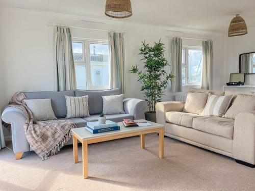 Christchurch Casa | Tranquil Riverside Lodge