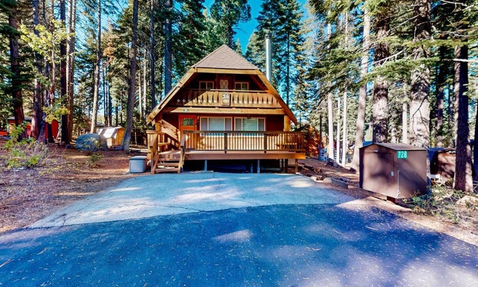 Comstock Acres Casa | Tranquil Treehouse Haven