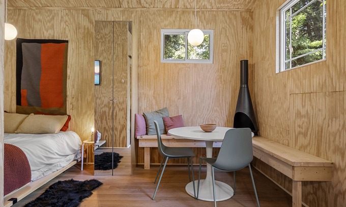 Tucker Cabaña | Tranquil Tucker Midcentury Tiny home near shops