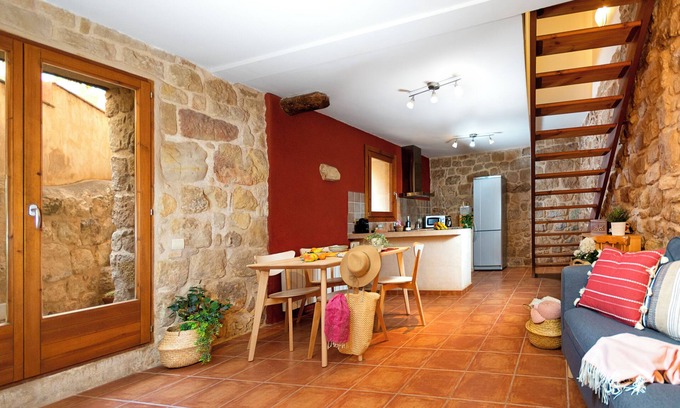 Lledo Cabaña | Tranquilidad y senderismo en el Matarraña - Casa de las Letras
