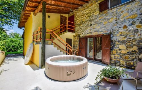 Solto Collina Casa | Tranquility At Pool