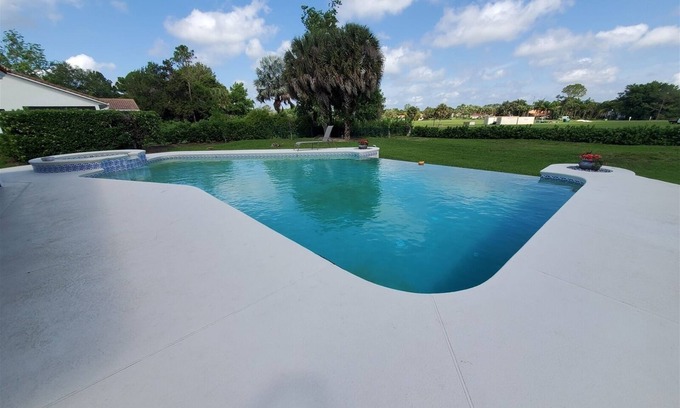 Clermont Casa | Tranquility at Swiss! | 3 Bed, 3 Bath