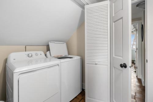 Sister Bay Casa | Tranquility Bay Getaway by Simple Life Rentals
