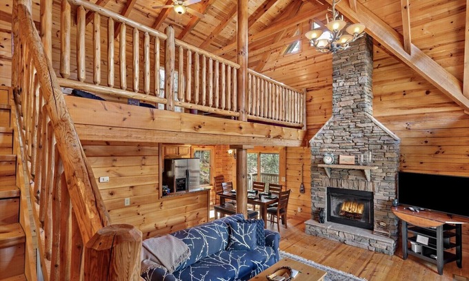 Stonecrest Cabina | Tranquility on the Lake - Mr Lake Lure Alquileres vacacionales