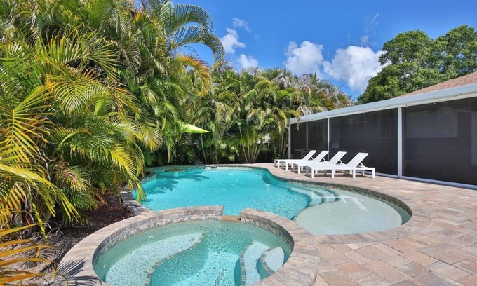 Palmetto Casa | Tranquility found Heated Saltwater Pool + Spa