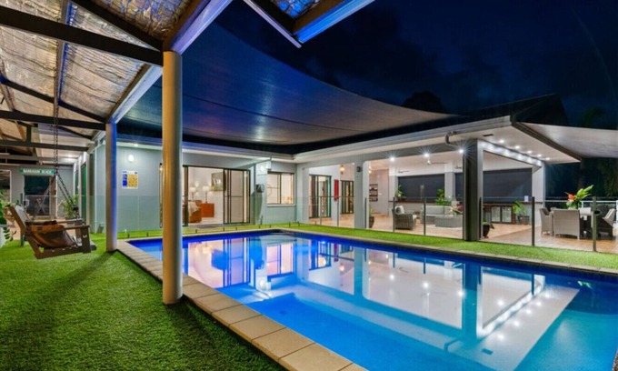 Mission Beach Casa | Tranquility House Family Getaway | Luxury Rainforest Meets Reef | Sleeps up to 10