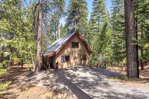 Arnold Casa | Tranquility in the Woods