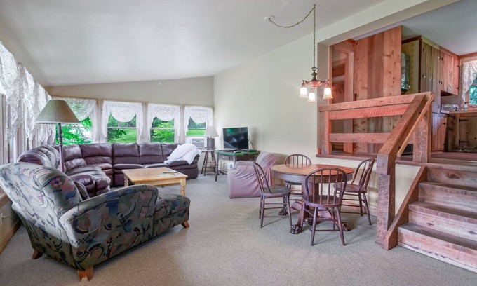 Layton Cabina | Tranquility in NW NJ