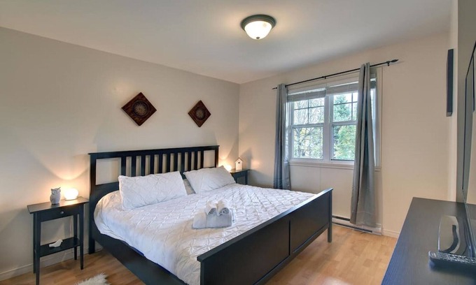 Mont-Tremblant Chalet De Esquí | Tranquility Lodge by Instant Suites | La Bete Golf