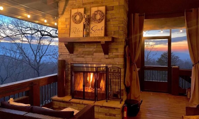 Unaka Cabina | Tranquility Perch | Free Night Offer!