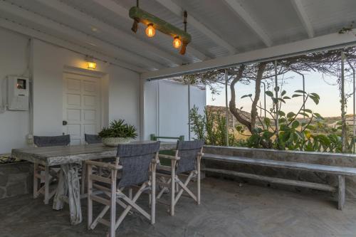 Milos Casa | Tranquille House