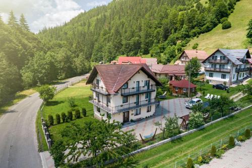 Moeciu de Sus Casa | Transylvania Hut