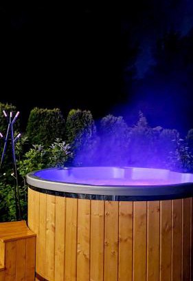 Januszkowo Casa | Trasą S7 w 2h z Warszawy i Gdanska, Jadamowo holidaymazury, jacuzzi, jezioro