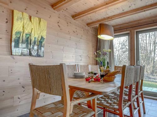 Vogelsang-Warsin Chalet De Esquí | traumHaff Küstenchalets - einzigartige Chalets an der Ostsee. Ganz aus Lärchenholz mit Kamin und Sauna