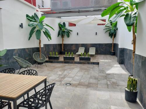 En Corts Apartamento | Travel Habitat Ruzafa Green House Terrace