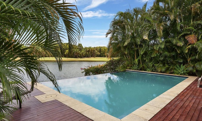 Sanctuary Cove Casa | La primavera está cerca ... el aire fresco y el sol son difíciles de superar