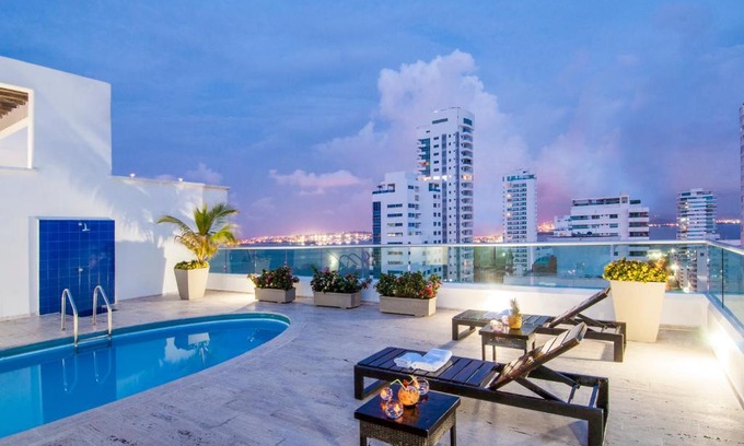 Castillogrande Apartamento | Travelers Orange Cartagena