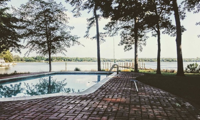 Easton Casa | Los viajeros descansan! Muelle, piscina Eastern Shore Private Retreat St. Micheals / Easton