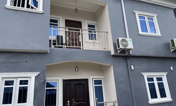 Ibeju Apartamento | Travelhome: Spacious and Affordable One BR Apartment.