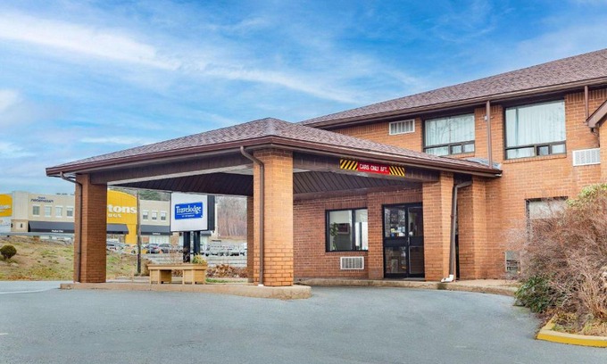 Bridgewater Hotel | Travelodge by Wyndham Bridgewater