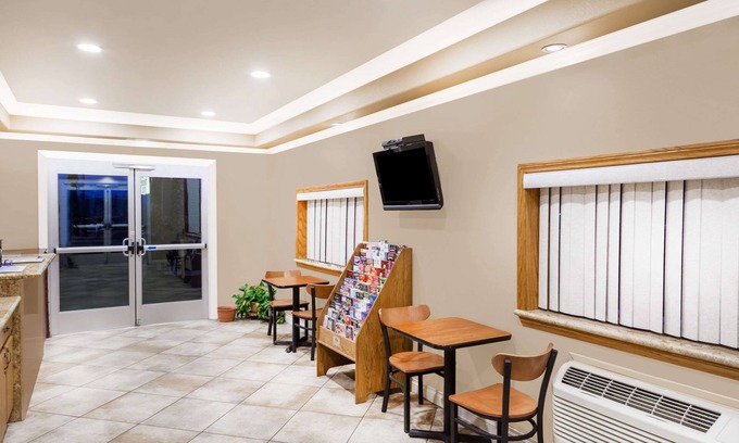Barstow Hotel | Travelodge by Wyndham Barstow