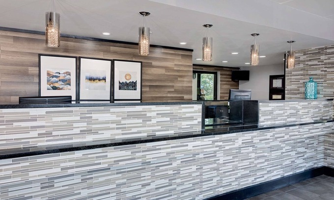 College Park Hotel | Travelodge by Wyndham College Park