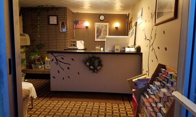 Evanston Hotel | Travelodge by Wyndham Evanston