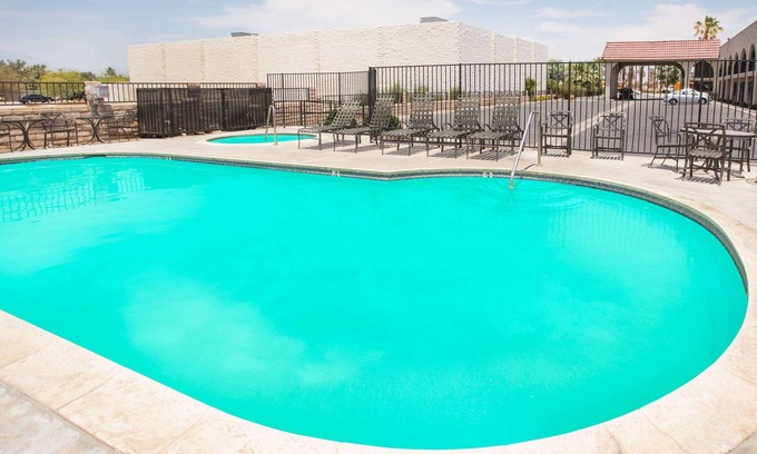 Indio Hotel | Travelodge by Wyndham Indio