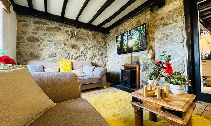 Trawsfynydd Casa | Trawsfynydd Stone Cottage