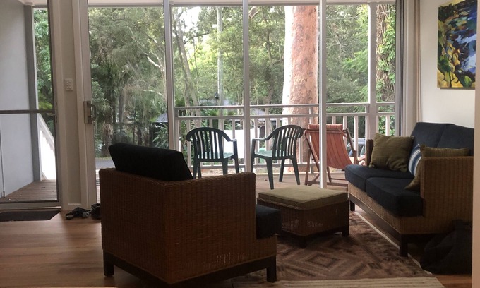 Pearl Beach Casa | "Brisa del árbol, en el lado soleado de la calle"