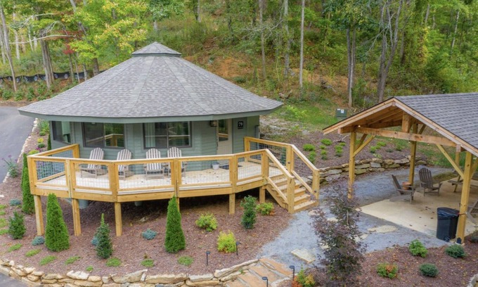 Canton Casa | Tree House 2 at Springdale: Golf and Pool Access!