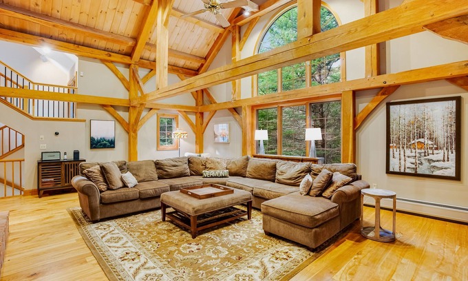 Londonderry Casa | Tree-lined lodge with deck, fireplaces, porch, game room, & fast WiFi