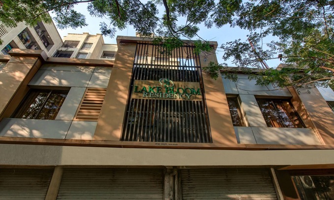 Marol Hotel | Treebo Lake Bloom Powai