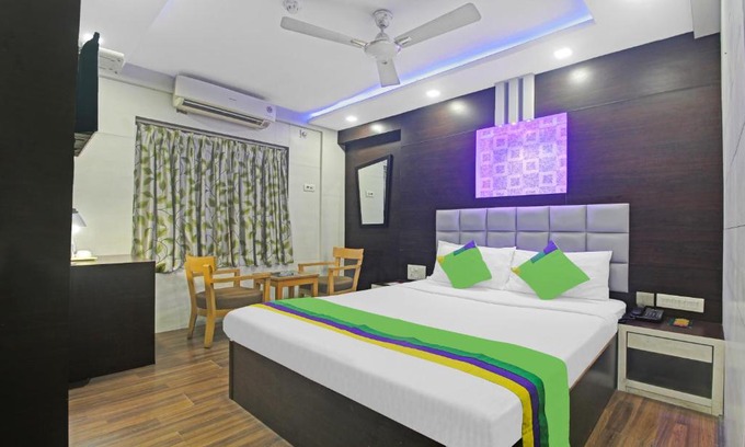 Bhowanipore Hotel | Treebo Mangalam, Bhawanipur
