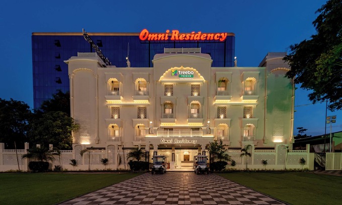 Indore Hotel | Treebo Premium Omni Residency