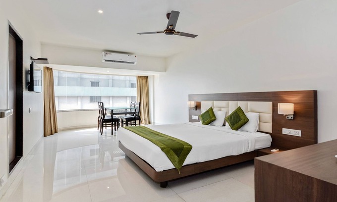 Navi Mumbai Hotel | Treebo Trend Staycation Holiday