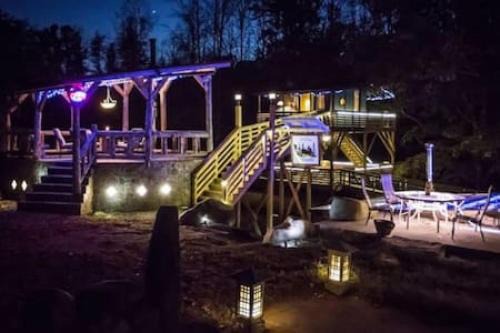 Stanardsville Otro | Treehouse at Castle