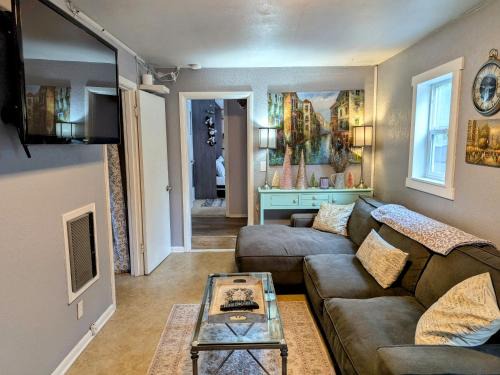 West Slope Casa | Treehouse Cottage