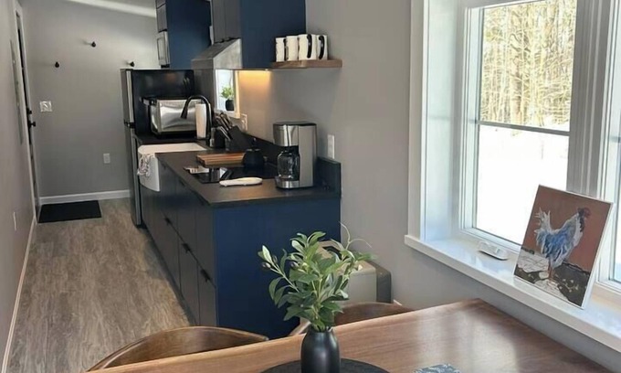 Harpswell Casa | Treehouse Farm Stay on the Maine Coast