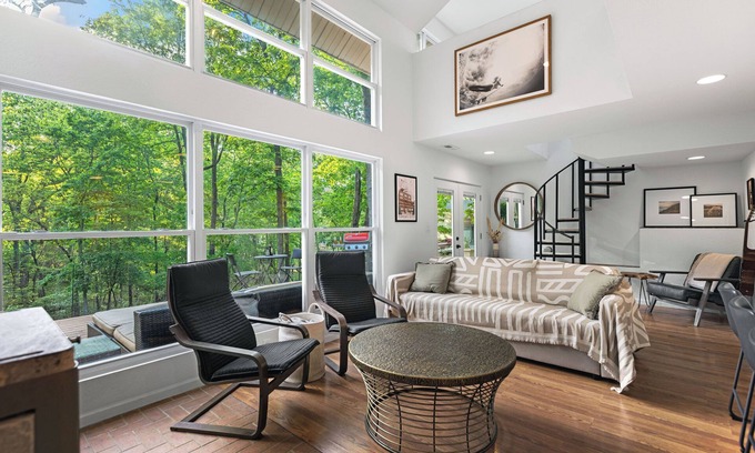 Shawnee Bend Casa | Treehouse LOZ – Seclusion for 6!