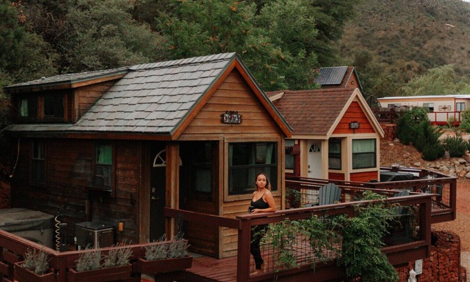 Sedona Casa | Private Hot Tub, Creek, Stargazing: TinyCamp!