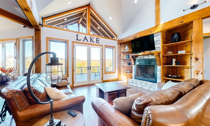 Table Rock Casa | Treetop View Sanctuary