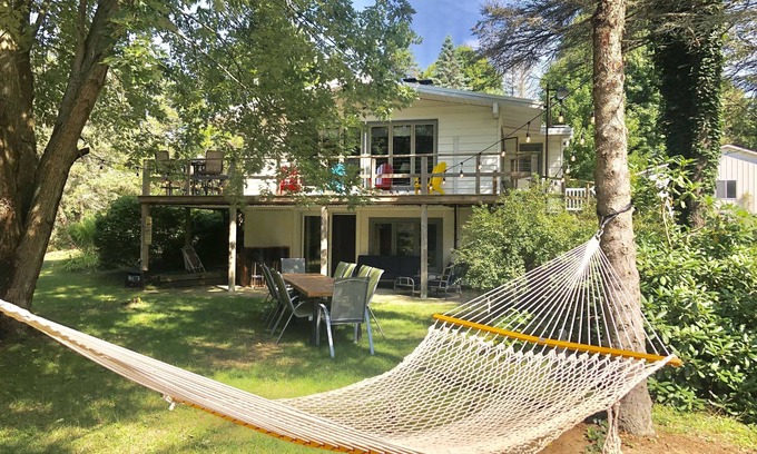 Holland Casa | Arbolado y excelente ubicación