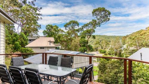Hardys Bay Casa | 'Treetops On The Bay - Water Views' by Accom Holidays