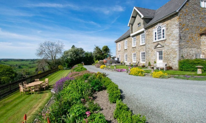 Kingswood Casa | Espectacular casa de campo en la tranquila campiña de Mid Wales, con vistas panorámicas sobre el Sever