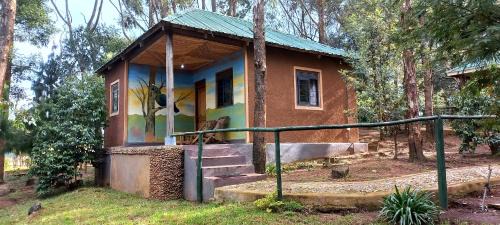 Luhizha Cabina | Trekkers Tavern Cottages, Ruhija