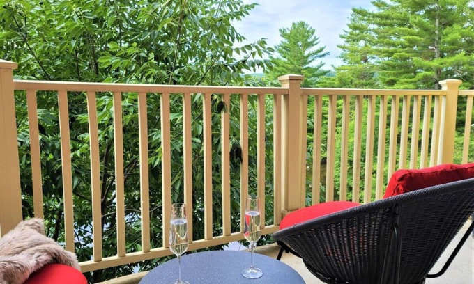 Mont-Tremblant Pedestrian Village Apartamento | Tremblant Prestige - BONDURANT 95-10